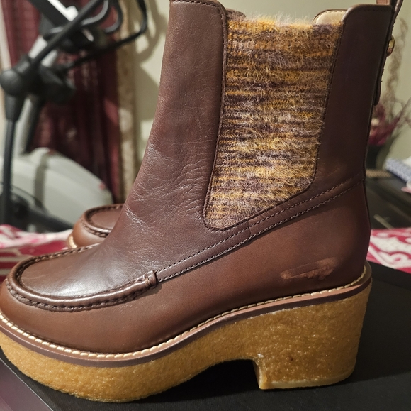 Coach Delaney Leather Saddle Booties Size 8 - Picture 12 of 14